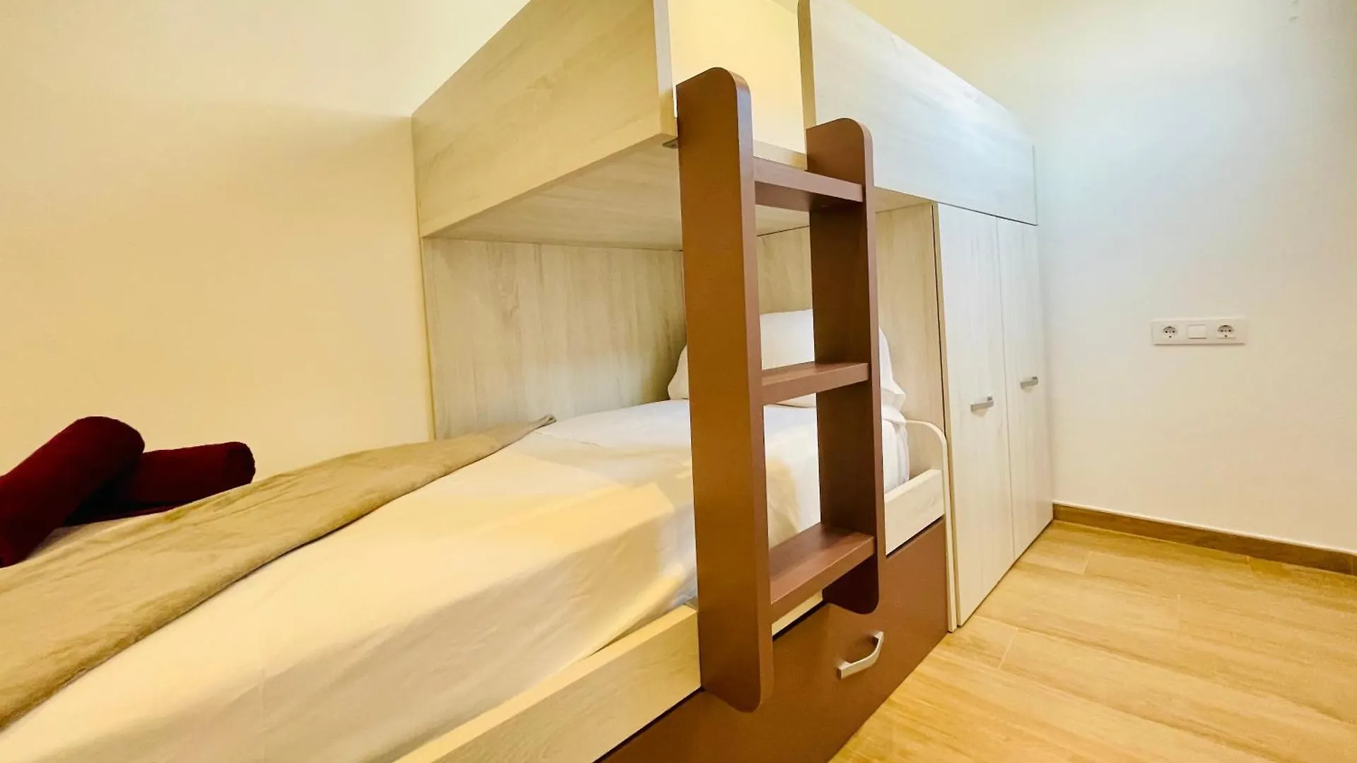 Deluxe 3 By Costabravaway Apartment Calonge  Spain